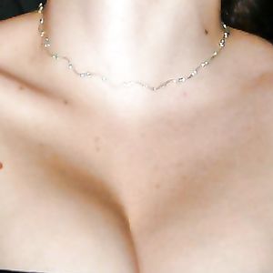 Cleavage, lots of cleavage