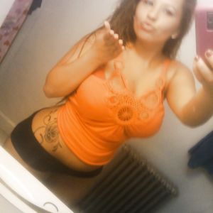 Massively Curvy Amateur - 1