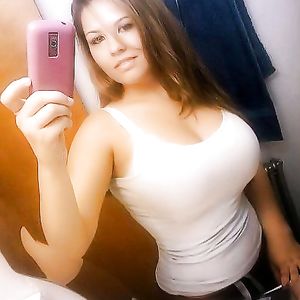 Massively Curvy Amateur - 1