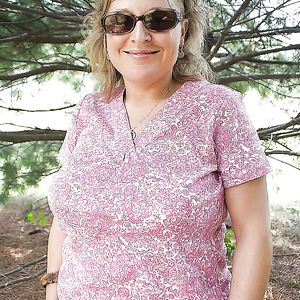 Busty Mature Lori Posing for Me