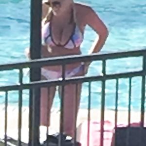 Big Tits Candid - juggs