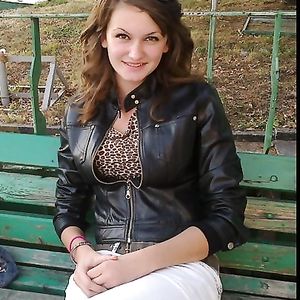 Sexxy Girls With Big Tits - clothes