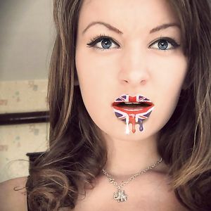 Sexxy Girls With Big Tits - clothes