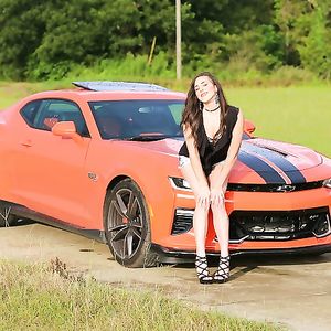 Sexy young babe with big tits - big tits