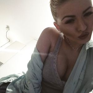 Blonde Big Tits - blonde