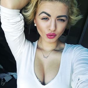 Blonde Big Tits - blonde