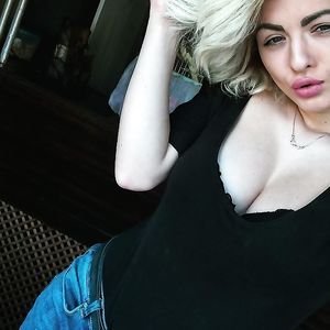 Blonde Big Tits - blonde
