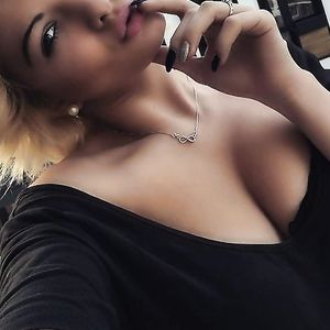Blonde Big Tits - blonde