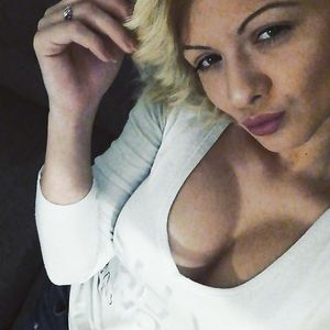 Blonde Big Tits - blonde