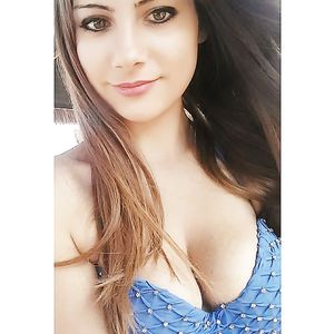 Big tits italian - big