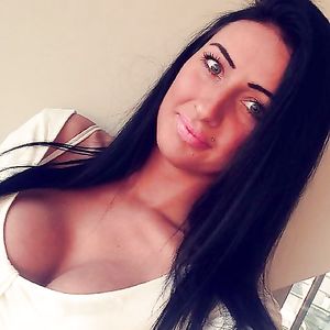 salope facebook chaude - big boobs