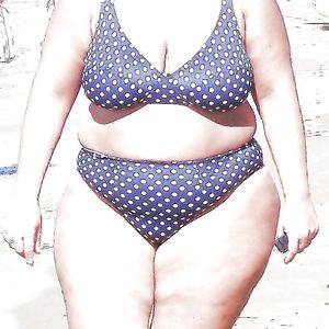 Mature grannies with big boobs on the beach! Amateur! - mature