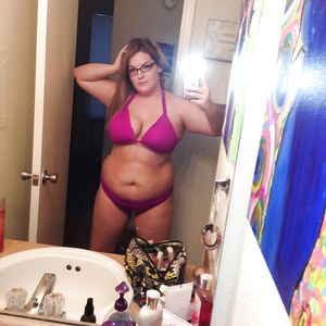 Some selfie and binkini pics :) - tits