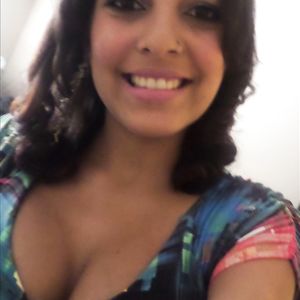 milf and teens cleavage - big boobs