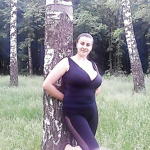 Busty Russian Woman 2286 - big boobs