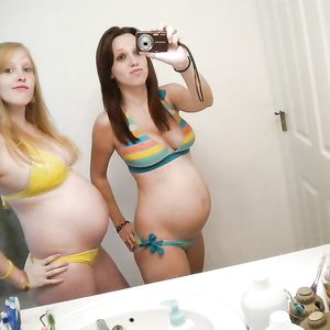 Selfie Amateur Pregnant Sluts! - big boobs