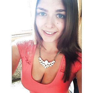 Sexy cleavage babe! - tits