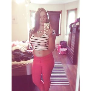 Sexy cleavage babe! - tits