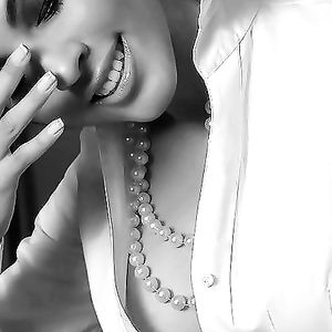 Sexy Cleavage 66 - big boobs