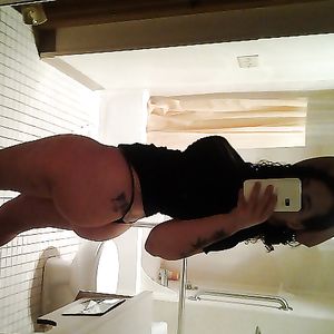 Missz Melo fucks for money - big boobs