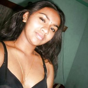 Tight Andhra Girls Semi Nude Saree Teaser Pics - asian