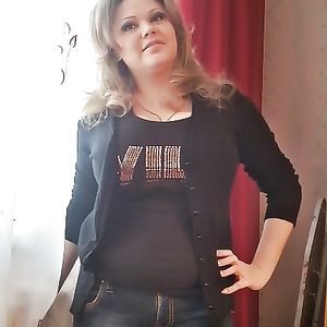 Busty Russian Woman 2300 - big boobs