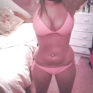 She's busty and she knows it.... - teen