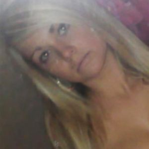 She's busty and she knows it.... - teen