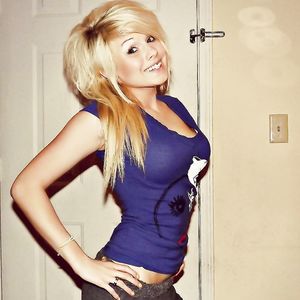 Youtube Girl Tabs24x7official aka Tabby Ridiman - amateur