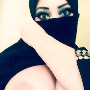 arabic sexy women big Boobs - asses