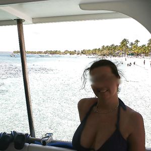 nouvelle galeri plage - big boobs