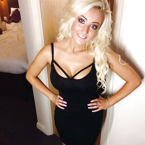 Blonde uk slut Ellie - amateur