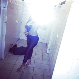 facebook black chienne - tits