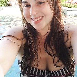 Sexy Little Slut - amateur