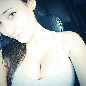 More Sexy Amateur Bitches (Selfies, Big Boobs, Posing) - non-porn