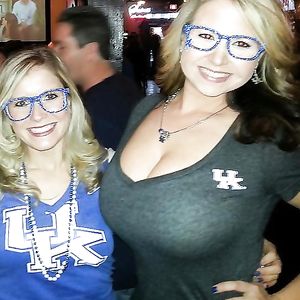 Webtastic Special: The fun, the giant and the other - Vol.40 - big boobs