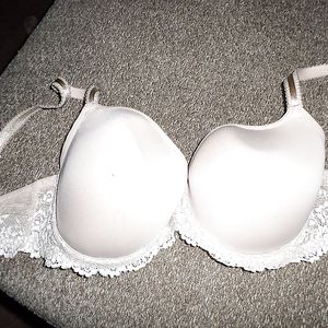 Used G bras - non-porn