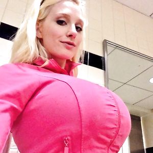 Big Tits In Tight Tops 5 - to tight to fit
