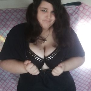 kaylakilljoy and her big tits - bbw