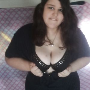 kaylakilljoy and her big tits - bbw