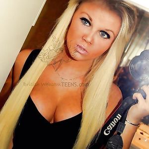 Big tits blonde teen - selfies of social media princess - social media
