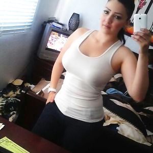 OMG Sexy natural big tits babe - latina