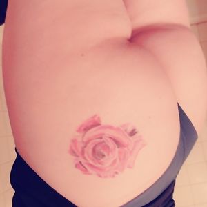 Big tits and ass - amateur milf