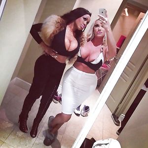 ✵ Big tits and ass ✵ - big tits and ass