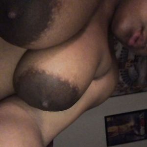 Black Girls Tit