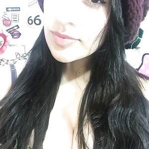 COLOMBIANA PEITUDA - colombian big tits - latina