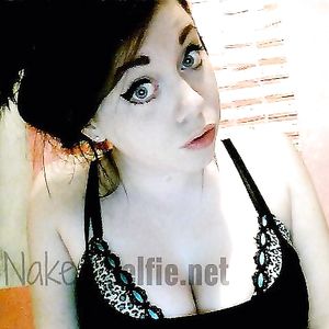 Big tits selfie queen - busty girl takes nude selfshots - big tits
