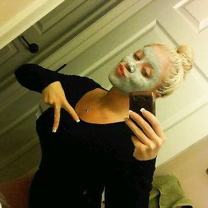 Amazing body with big tits and sweet pink pussy - amazing