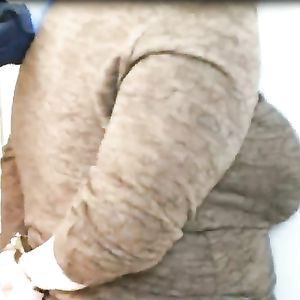 candid busty 51 - voyeur