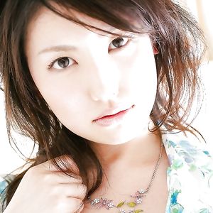 Amazing Asian 001 - babe